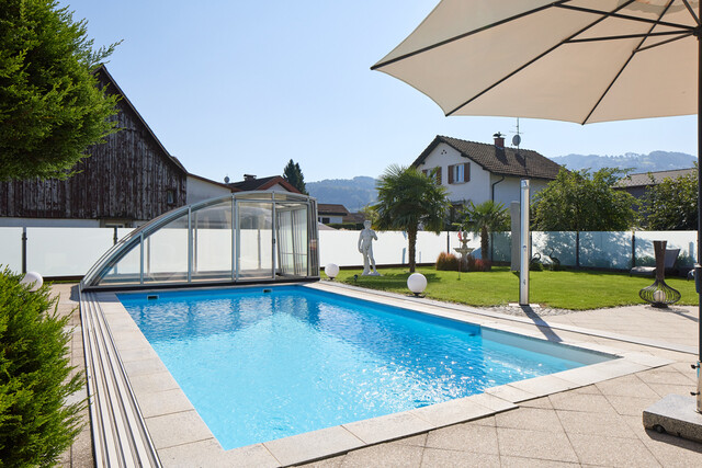 Mediterraner Bungalowtraum mit Pool