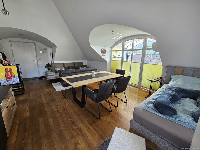 Wunderschöne Loft-Wohnung mit Balkon, klimatisiert und Tiefgaragenplatz in Feldkirch - Gisingen