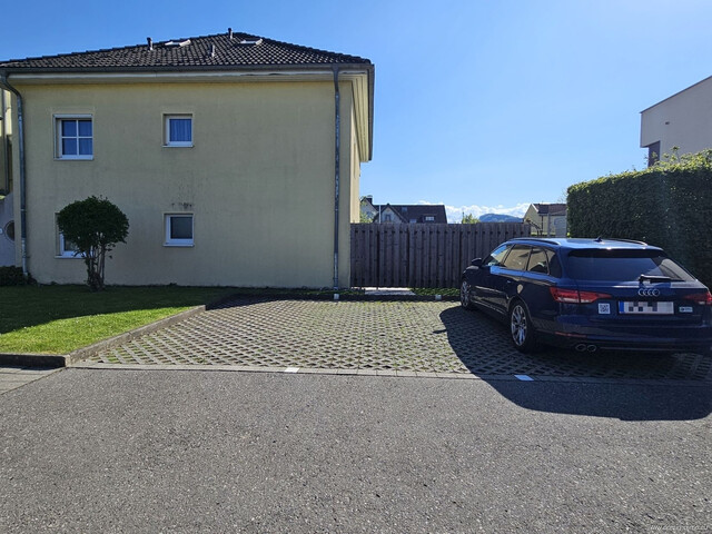 Wunderschöne Loft-Wohnung mit Balkon, klimatisiert und Tiefgaragenplatz in Feldkirch - Gisingen