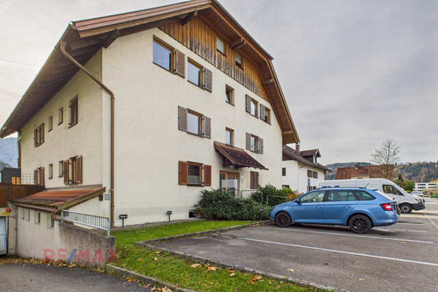 Zweistöckige Dachgeschosswohnung mit 5 Zimmern