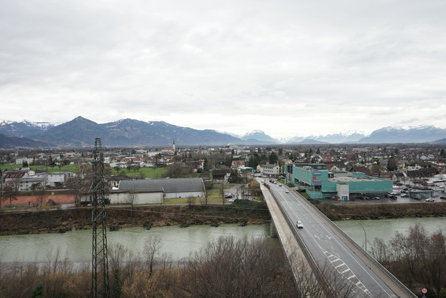 Tolle Wohnung mit Tiefgarage und Balkon in der Arlbergstraße - 6 m² Balkon, 1,00 m² Abstellraum, 11 m² Keller, 5,00 m² Fahrradabstellraum