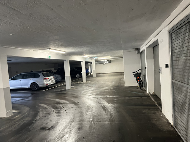 Tolle Wohnung mit Tiefgarage und Balkon in der Arlbergstraße - 6 m² Balkon, 1,00 m² Abstellraum, 11 m² Keller, 5,00 m² Fahrradabstellraum