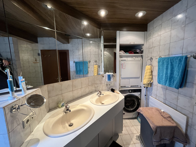 Tolle Wohnung mit Tiefgarage und Balkon in der Arlbergstraße - 6 m² Balkon, 1,00 m² Abstellraum, 11 m² Keller, 5,00 m² Fahrradabstellraum