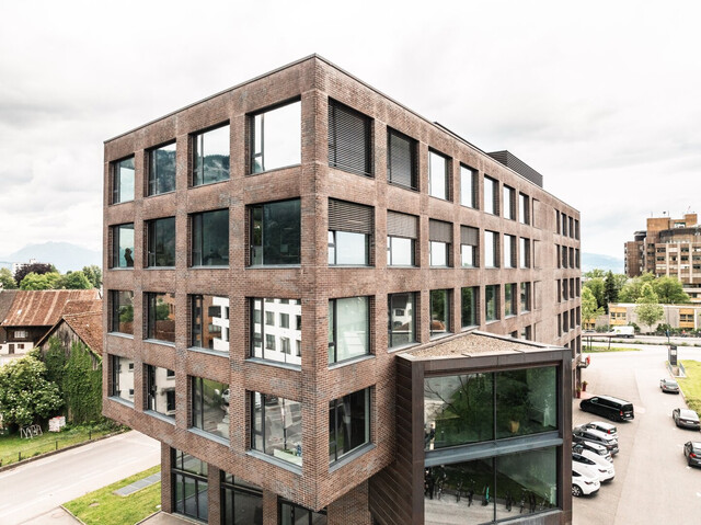 schöne Büroräumlichkeiten im 5. OG | CAMPUS V - Hintere Achmühlerstraße 1