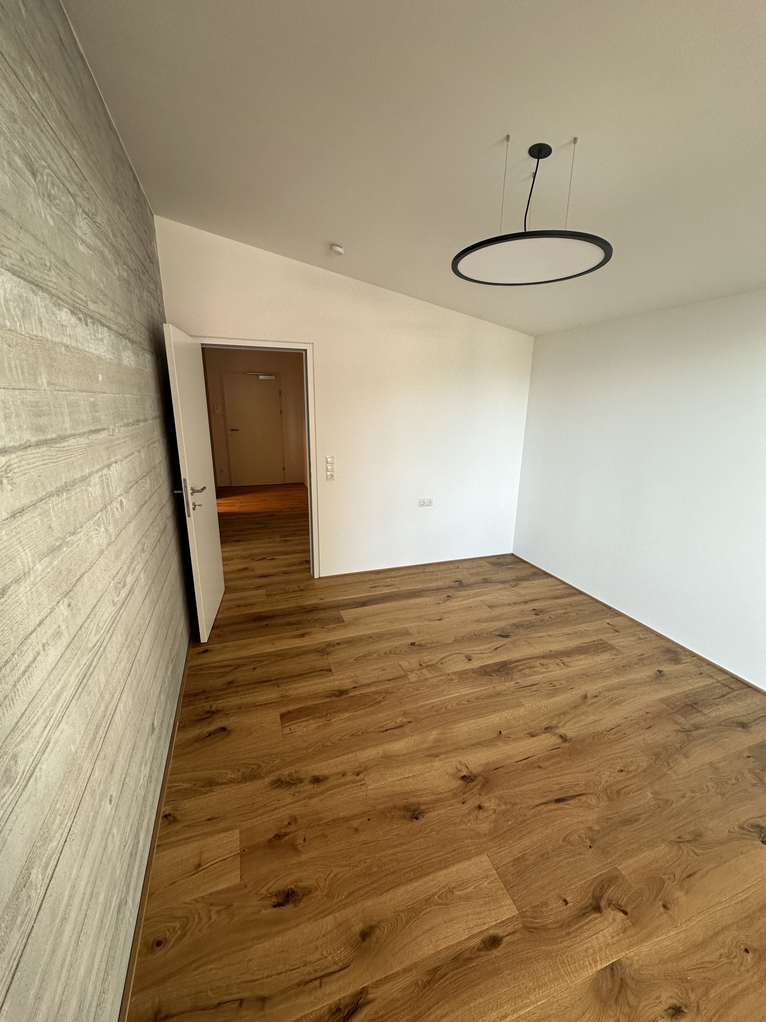 Exklusive Dachgeschosswohnung mit großer überdachter Veranda und atemberaubender Aussicht