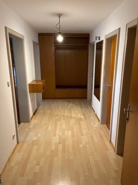 4 Zimmer Wohnung - nur 10 min zum See