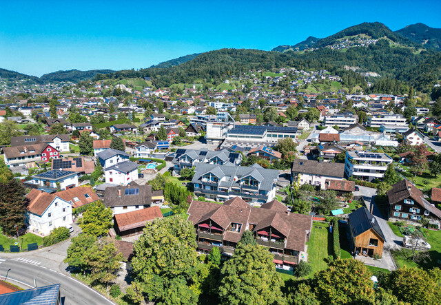 Familienfreundliche 4-Zimmerwohnung mit vier Balkonen