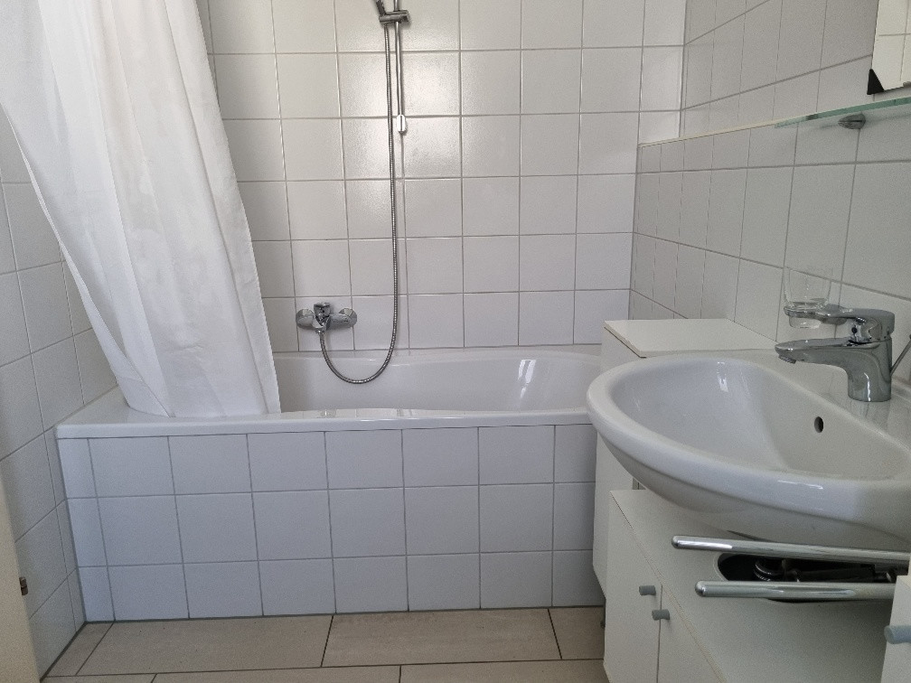 KOMFORTABLE STADTWOHNUNG: ZENTRAL / MODERN / ALTERSGERECHT