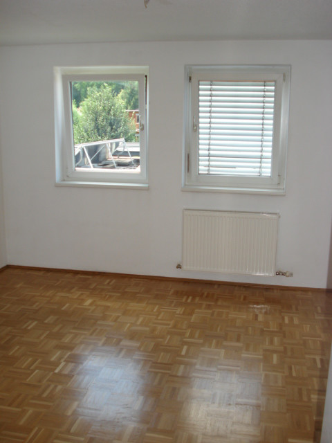 nette kleine Terrassenwohnung