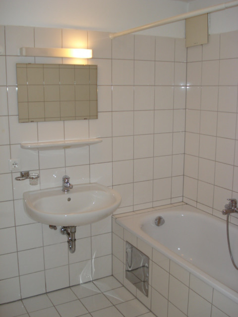 nette kleine Terrassenwohnung