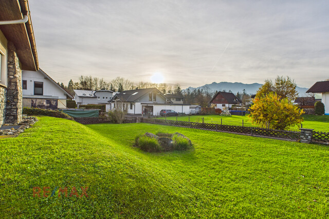 Bungalow in sonniger Lage mit einem großzügigen Grundstück