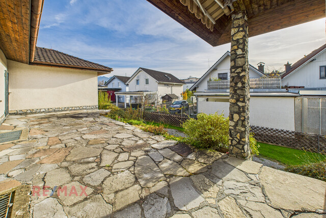 Bungalow in sonniger Lage mit einem großzügigen Grundstück