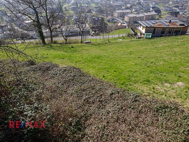 Traumgrundstück: Ihr Rückzugsort erwartet Sie mit Panoramablick