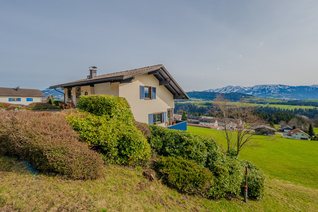 Traumhafte Aussicht in den wunderschönen Bregenzerwald!