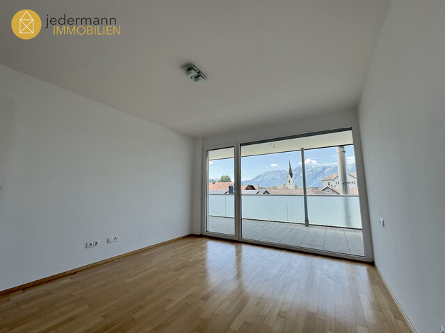 !! VERGEBEN !! Gisingen: Hochwertige 3,5-Zimmer-Dachgeschosswohnung mit ca. 98m²!