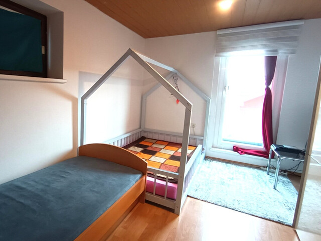 3-Zimmer-Penthouse-Wohnung mit großzügiger Dachterrasse!
Für Eigennutzer oder Investoren interessant!