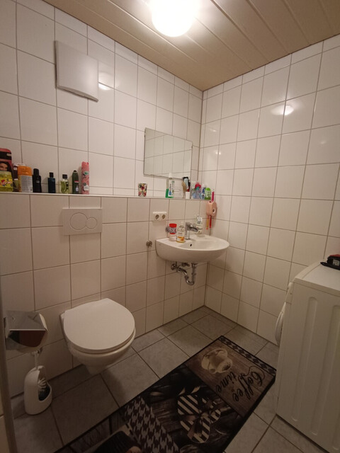 3-Zimmer-Penthouse-Wohnung mit großzügiger Dachterrasse!
Für Eigennutzer oder Investoren interessant!