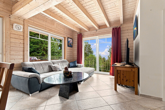 Freiheit mit Weitblick – außergewöhnliches Wohn- und Ferienhaus über drei Etagen am Bodensee!