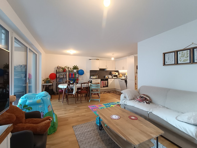 Moderne Wohnung mit Terrasse  (14,02 m²) und Keller (6,1 m²) in sehr ruhiger und zentraler Lage!