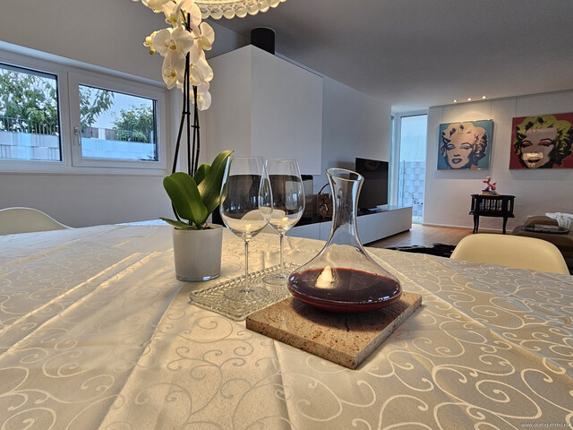 Hochwertiges Einfamilienhaus mit Wellnesskomfort und weitläufigem Grundstück