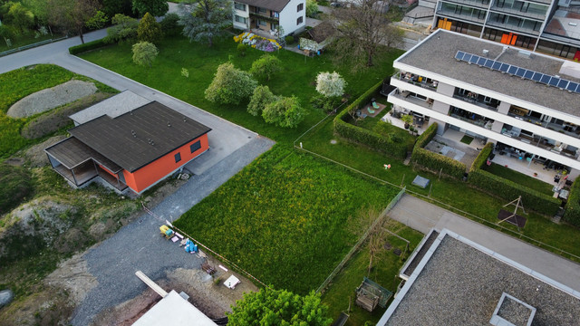 Schönes Grundstück im Zentrum des Rheintals mit hoher Baunutzung