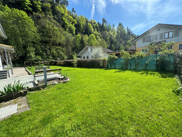 Schönes Baugrundstück - auch für Doppelhaus geeignet