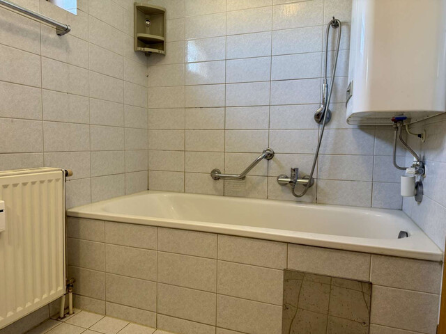 Helle 2-Zimmerwohnung mit Balkon in ruhiger Lage