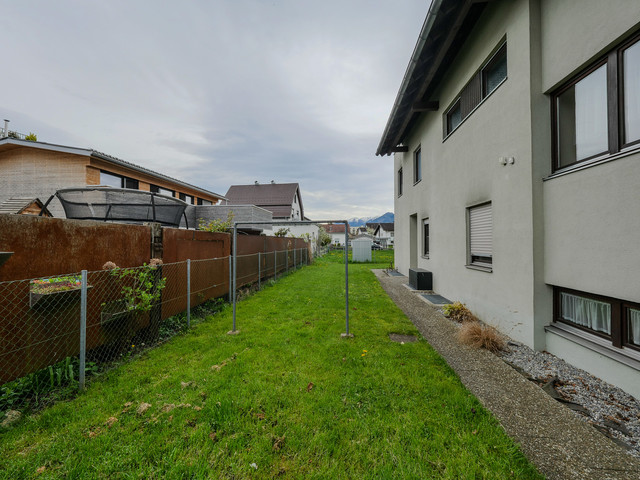 "Am Rheindamm fühl ich mich wohl"  Gut eingeteilte 3 1/2 Zimmer Wohnung mit großer Panorama-Terrasse