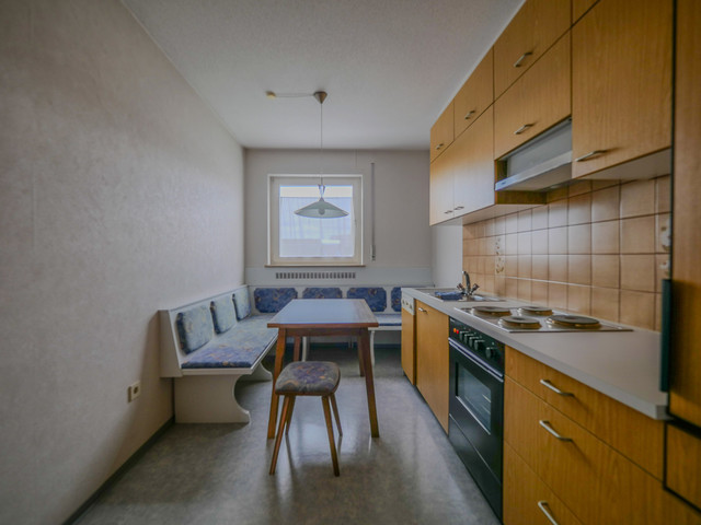 "Am Rheindamm fühl ich mich wohl"  Gut eingeteilte 3 1/2 Zimmer Wohnung mit großer Panorama-Terrasse