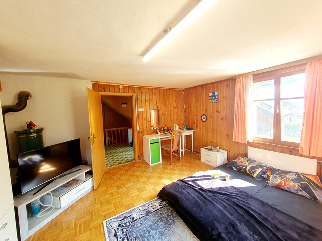 Haus mit Baugrund,  Charakter und Geschichte sucht neuen Eigentümer mit Vision