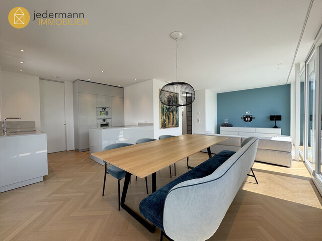 FELDKIRCH: EXKLUSIVE PENTHOUSEWOHNUNG MIT 360°-PANORAMABLICK IN GISINGEN
