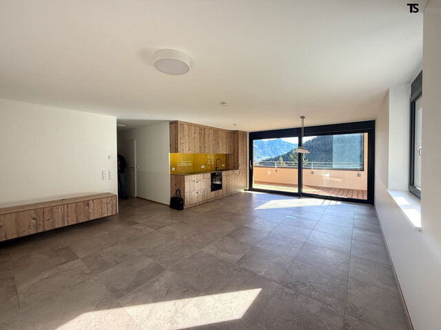 Bürserberg: Neuwertige 2-Zimmer-Terrassenwohnung ca. 59 m2 mit exklusiver Panorama-Terrasse ca. 21 m2