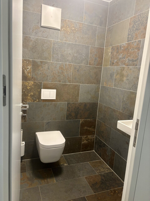 Exklusive 2,5 Zimmerwohnung in zentraler Lage 