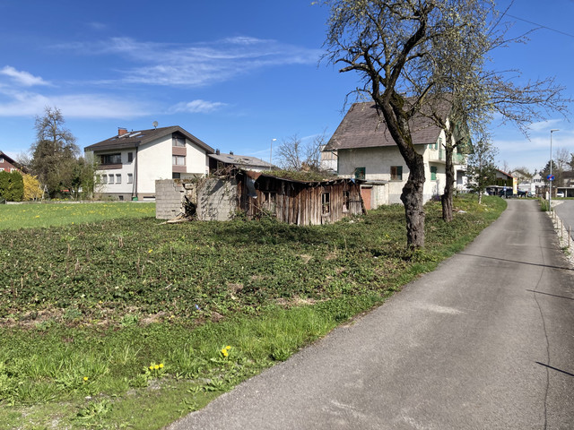 Baugrundstücke im Gesamten oder teilbar - zu einem attraktiven Preis