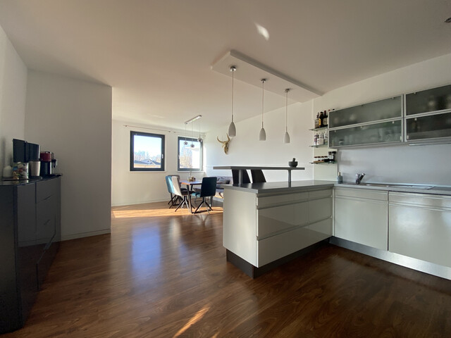 3,5 Zimmer-Wohnung  |  Modern  |  Balkon