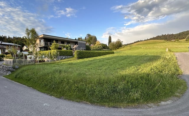 Wunderschönes Grundstück in sonniger, ruhiger Lage