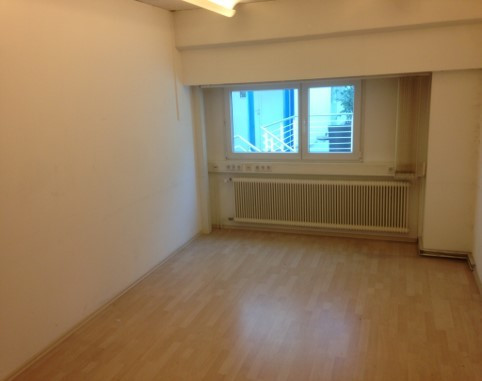 Mäder - Bürofläche im 1. OG mit ca. 20 m²