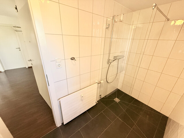 VERGEBEN ... ab sofort - helle 2-Zimmer-Wohnung in Zweifamilienhaus mit Garten zu vermieten