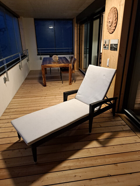 Exklusive 2 Zimmerwohnung mit unverbaubarer Aussicht zu verkaufen