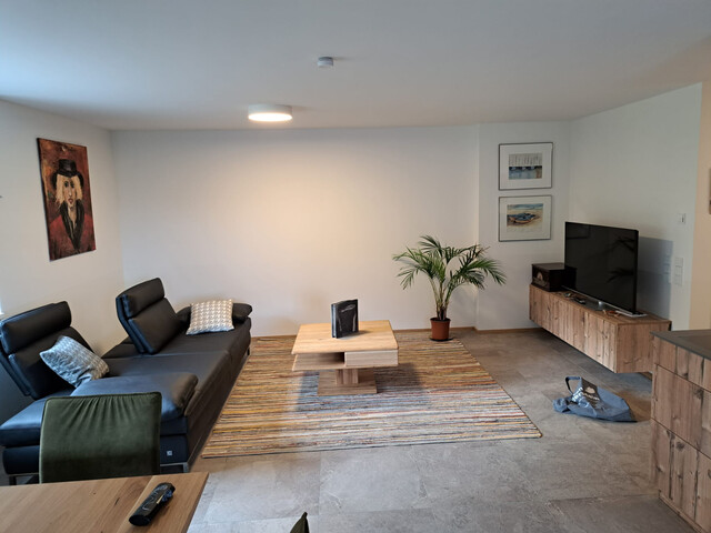 Exklusive 2 Zimmerwohnung mit unverbaubarer Aussicht zu verkaufen