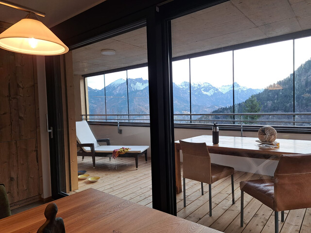 Exklusive 2 Zimmerwohnung mit unverbaubarer Aussicht zu verkaufen