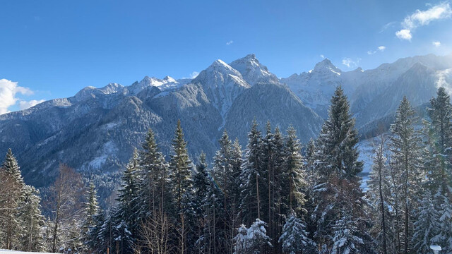 Grundstück für ein Ferienhaus im Schi- und Wandergebiet