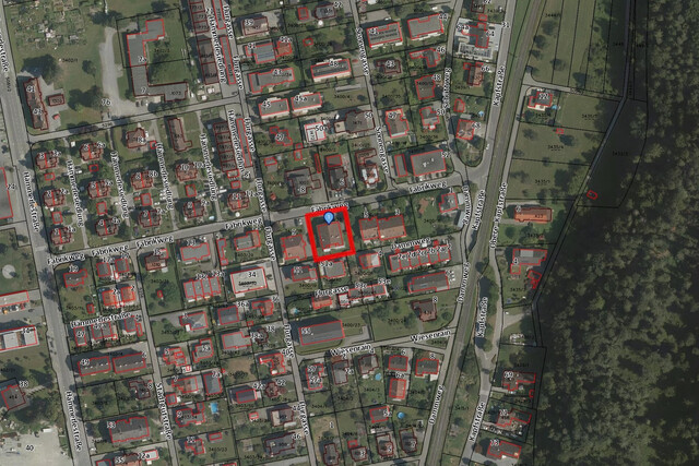 Zweistöckige Dachgeschosswohnung mit 5 Zimmern