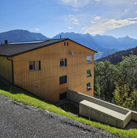 Am Berg wohnen und in 5 Minuten in Bludenz sein!