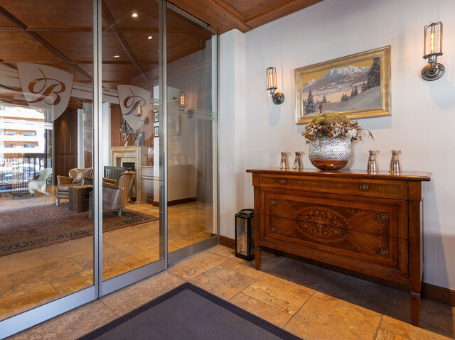 Ferientraum im schneesicheren Zürs!