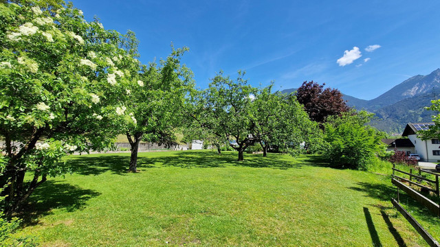 Sonniges Grundstück mit 616 m² zu verkaufen