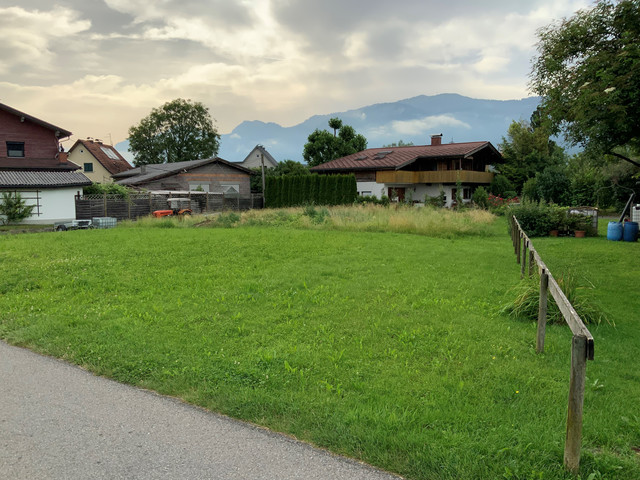 Schönes, sonniges Grundstück im Kirchfeld in Mäder 917m² stehen zur Verfügung