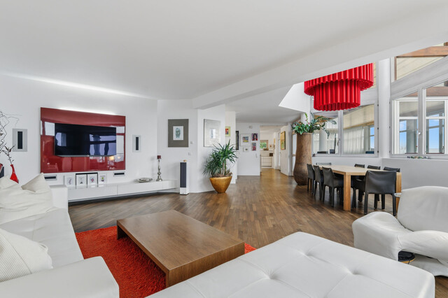 Schmuckstück in absoluter Bestlage – Villa mit Bodenseeblick!