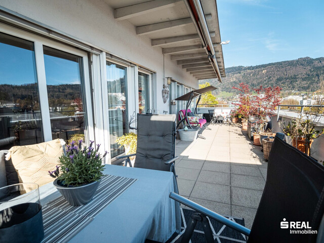 Traumhafte 4-Zimmer-Penthousewohnung mit großer Terrasse & Tiefgarage