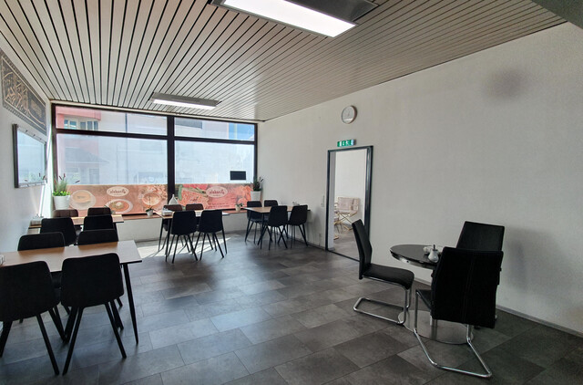 ANLEGEROBJEKT-gut vermietetes Geschäftslokal in Bahnhofsnähe